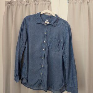 Denim colored shirt